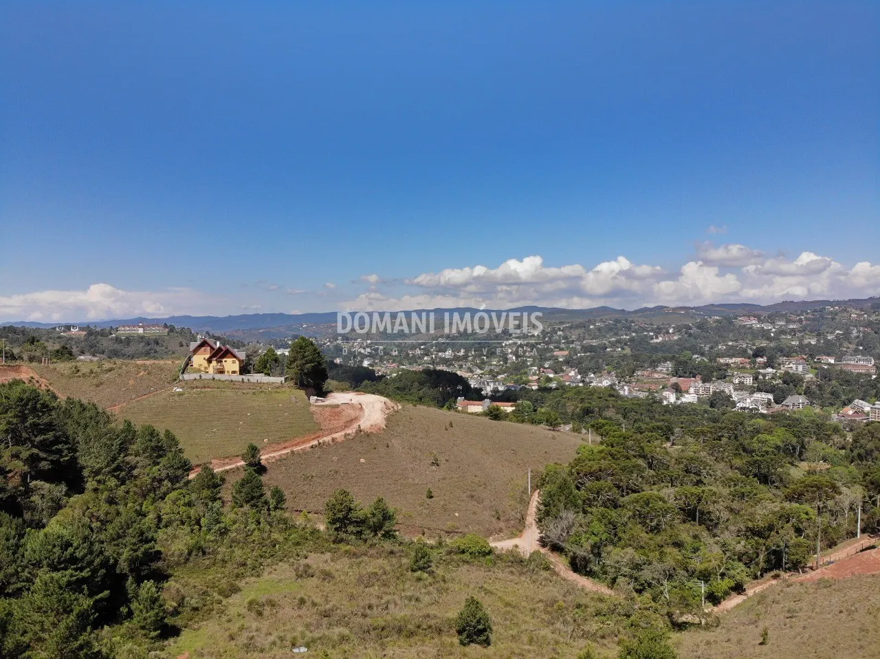 Plot for sale of 1,800 m² in Campos do Jordão, SP, Brazil