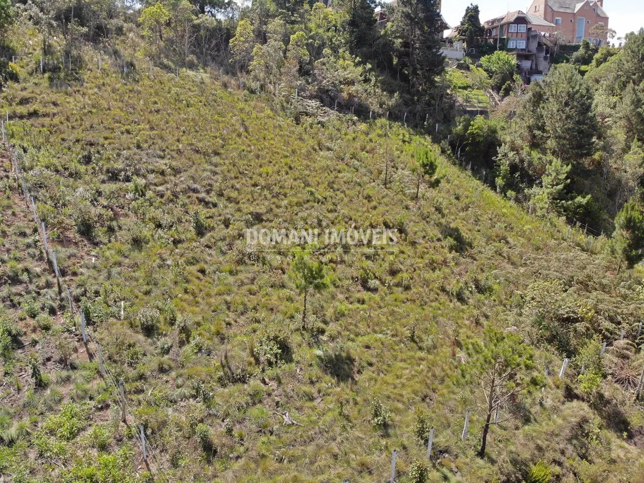 Terreno à venda de 1.800 m² em Campos do Jordão, SP, Brasil