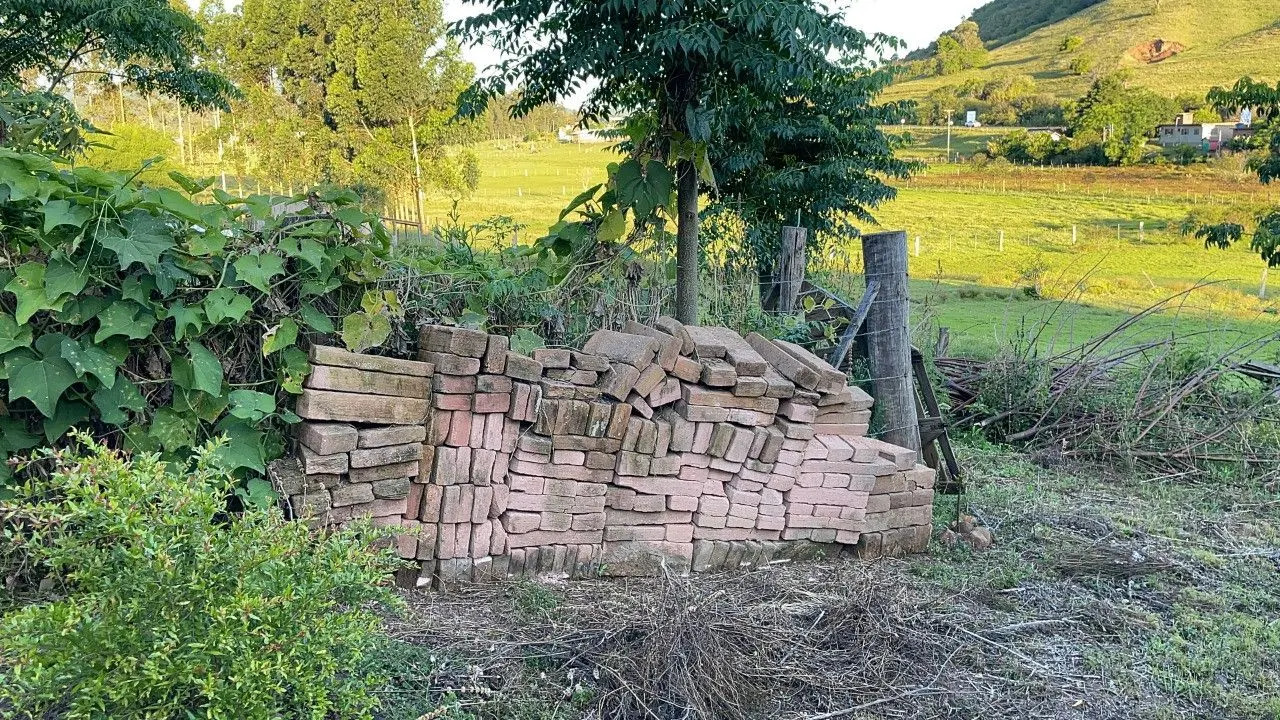 Chácara à venda de 4.000 m² em Santo Antônio da Patrulha, RS, Brasil