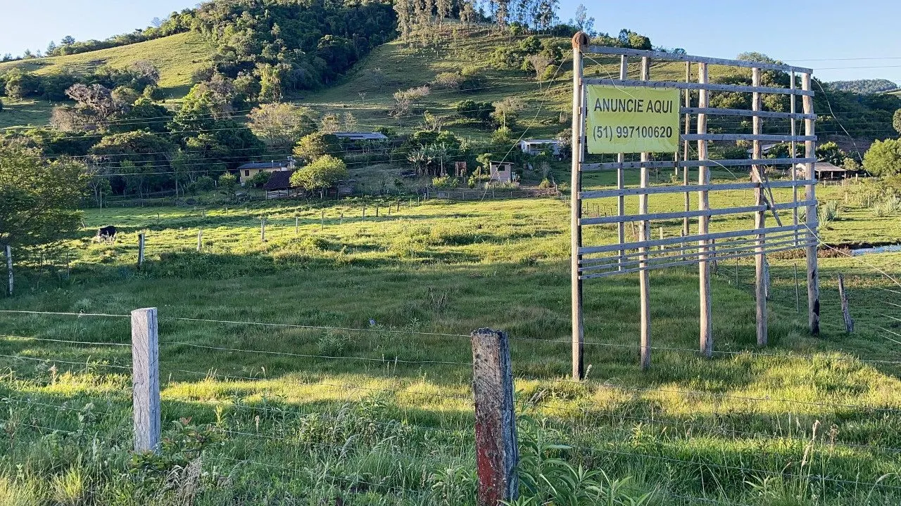 Chácara à venda de 4.000 m² em Santo Antônio da Patrulha, RS, Brasil