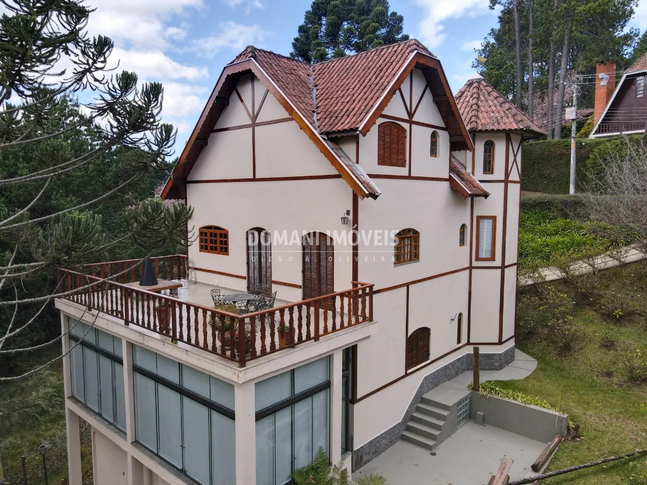 Casa à venda de 900 m² em Campos do Jordão, SP, Brasil