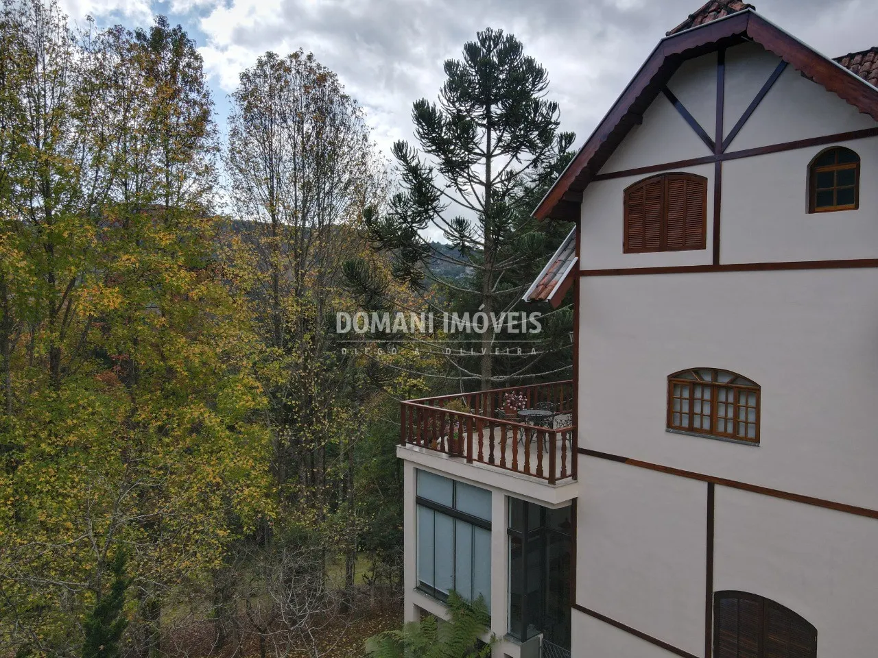 Casa à venda de 900 m² em Campos do Jordão, SP, Brasil