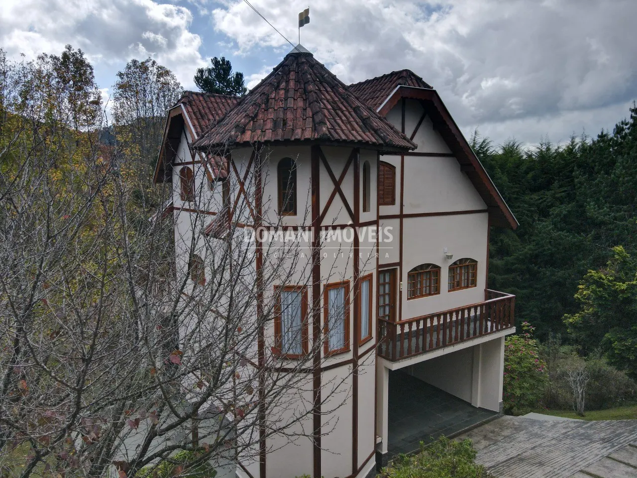 Casa à venda de 900 m² em Campos do Jordão, SP, Brasil