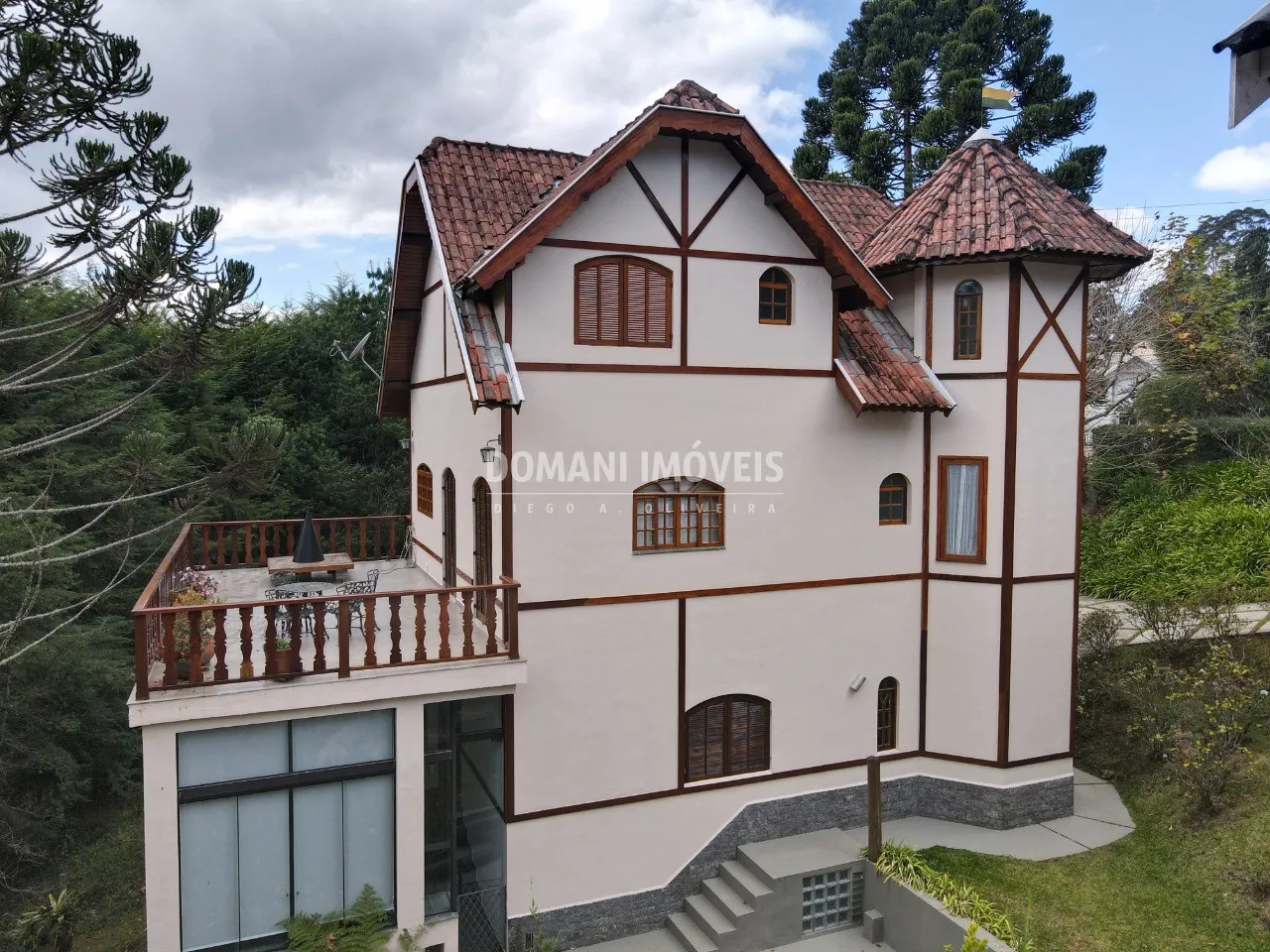 Casa à venda de 900 m² em Campos do Jordão, SP, Brasil