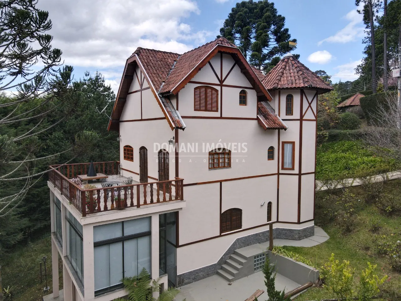 Casa à venda de 900 m² em Campos do Jordão, SP, Brasil
