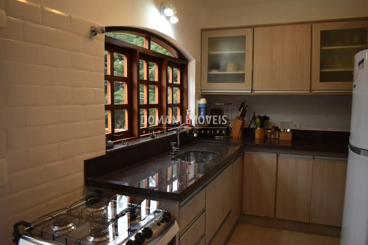 Casa à venda de 900 m² em Campos do Jordão, SP, Brasil