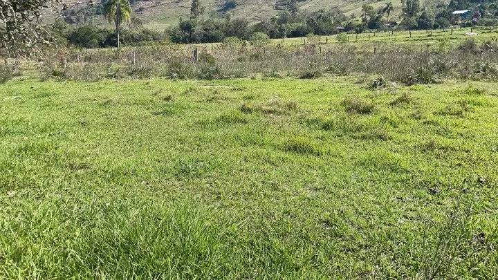 Chácara à venda de 6.800 m² em Santo Antônio da Patrulha, RS, Brasil