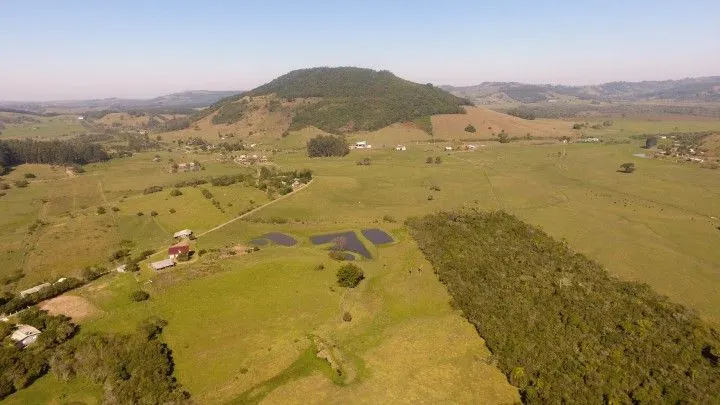 Chácara à venda de 6.800 m² em Santo Antônio da Patrulha, RS, Brasil