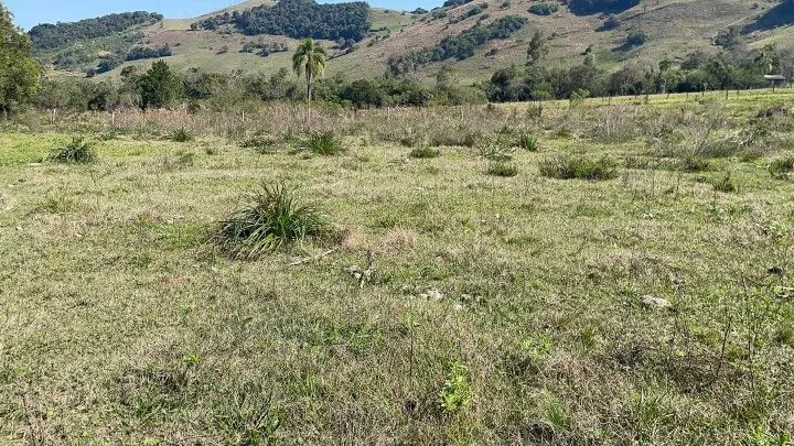 Chácara à venda de 6.800 m² em Santo Antônio da Patrulha, RS, Brasil
