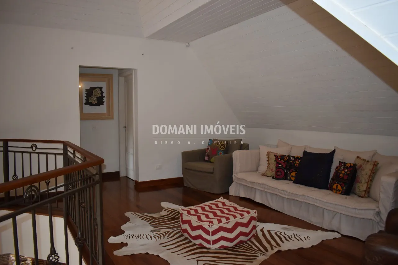 Casa à venda de 2.100 m² em Campos do Jordão, SP, Brasil