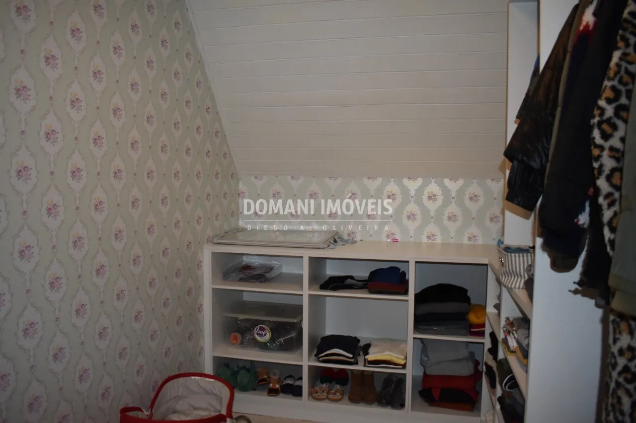 Casa à venda de 2.100 m² em Campos do Jordão, SP, Brasil