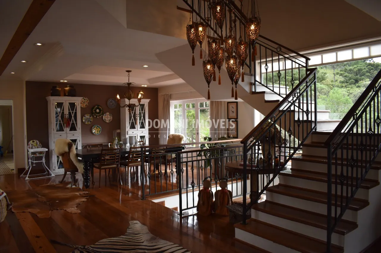 Casa à venda de 2.100 m² em Campos do Jordão, SP, Brasil