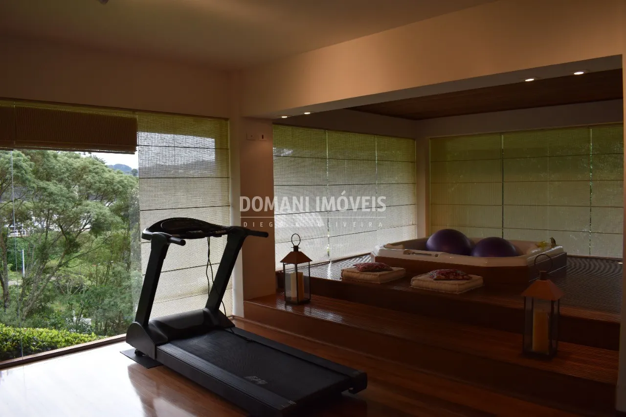 Casa à venda de 2.100 m² em Campos do Jordão, SP, Brasil