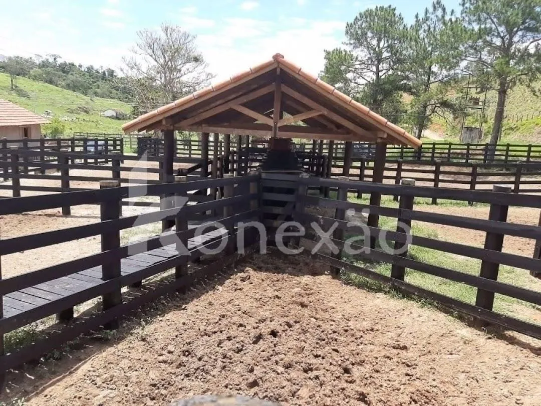Fazenda à venda de 250 ha em Caçapava, SP, Brasil