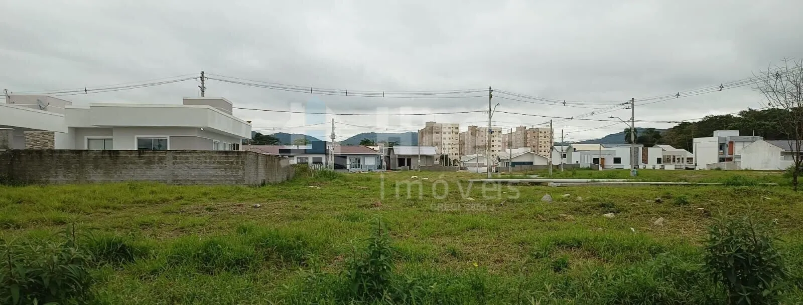 Terreno à venda de 200 m² em Palhoça, SC, Brasil