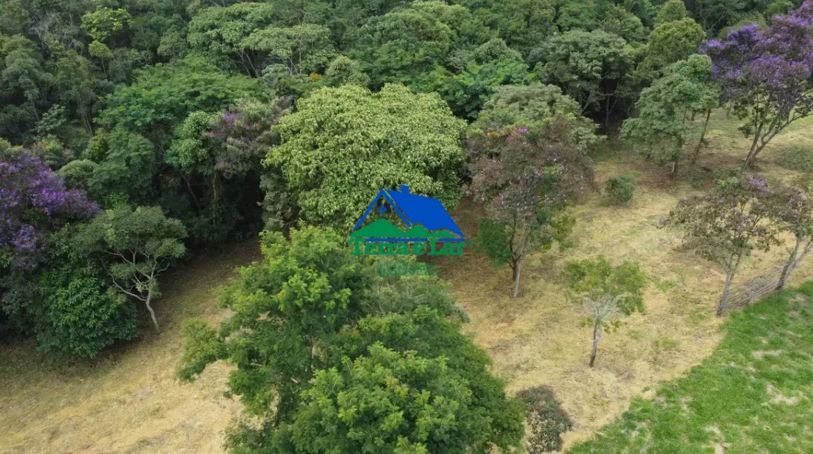 Chácara à venda de 3 ha em Aiuruoca, MG, Brasil