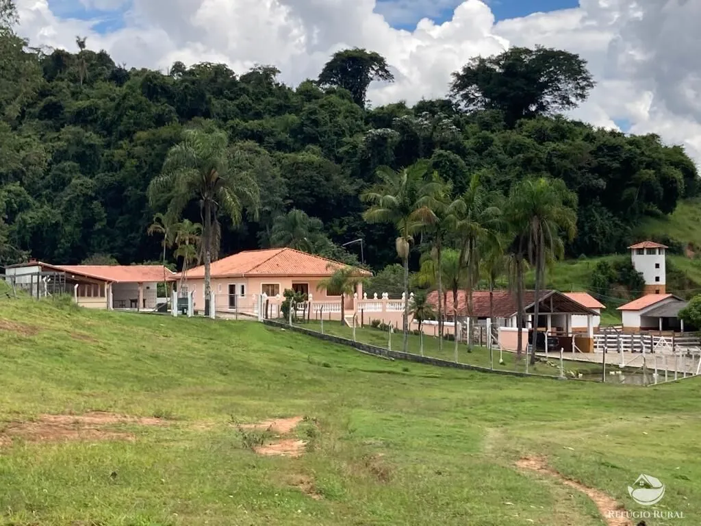 Fazenda à venda de 99 ha em Lagoinha, SP, Brasil
