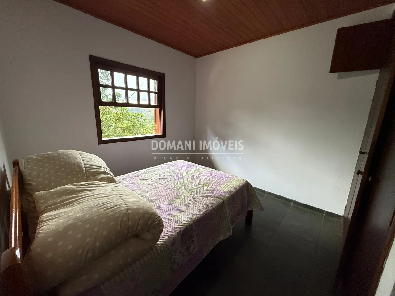 Casa à venda de 2.180 m² em Campos do Jordão, SP, Brasil
