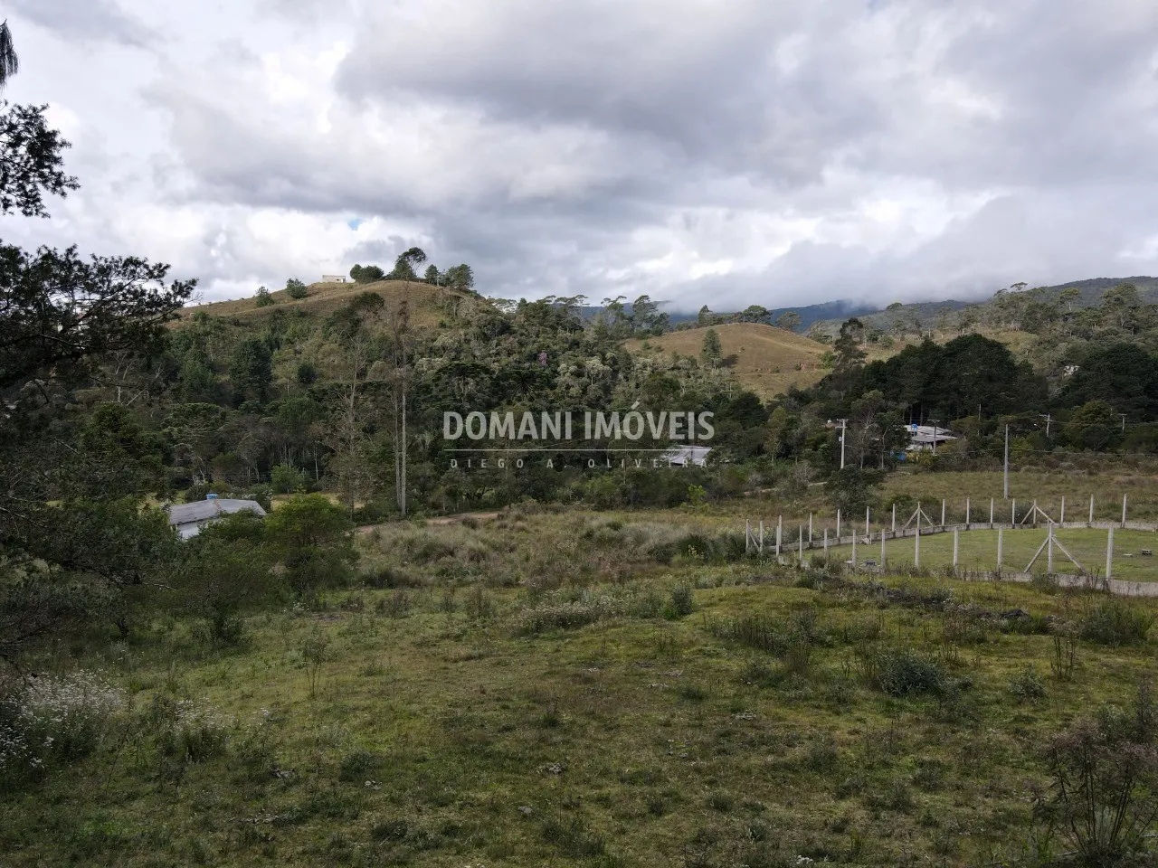 Terreno à venda de 1.270 m² em Campos do Jordão, SP, Brasil