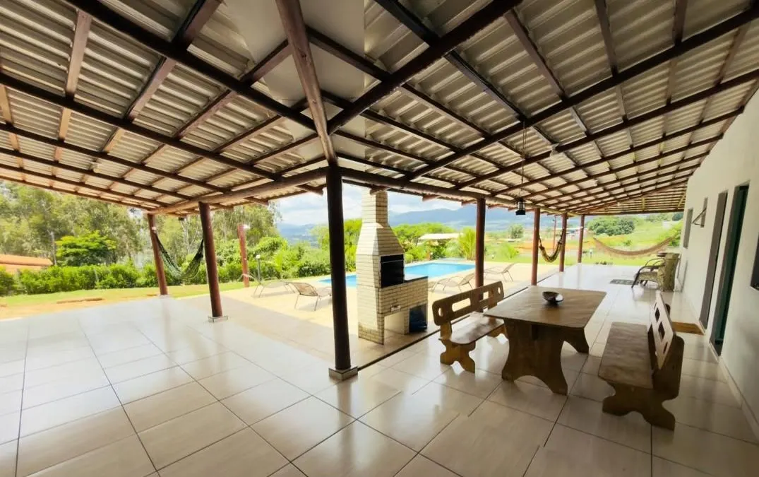 Country home for sale of 2,471 acres in Mateus Leme, MG, Brazil