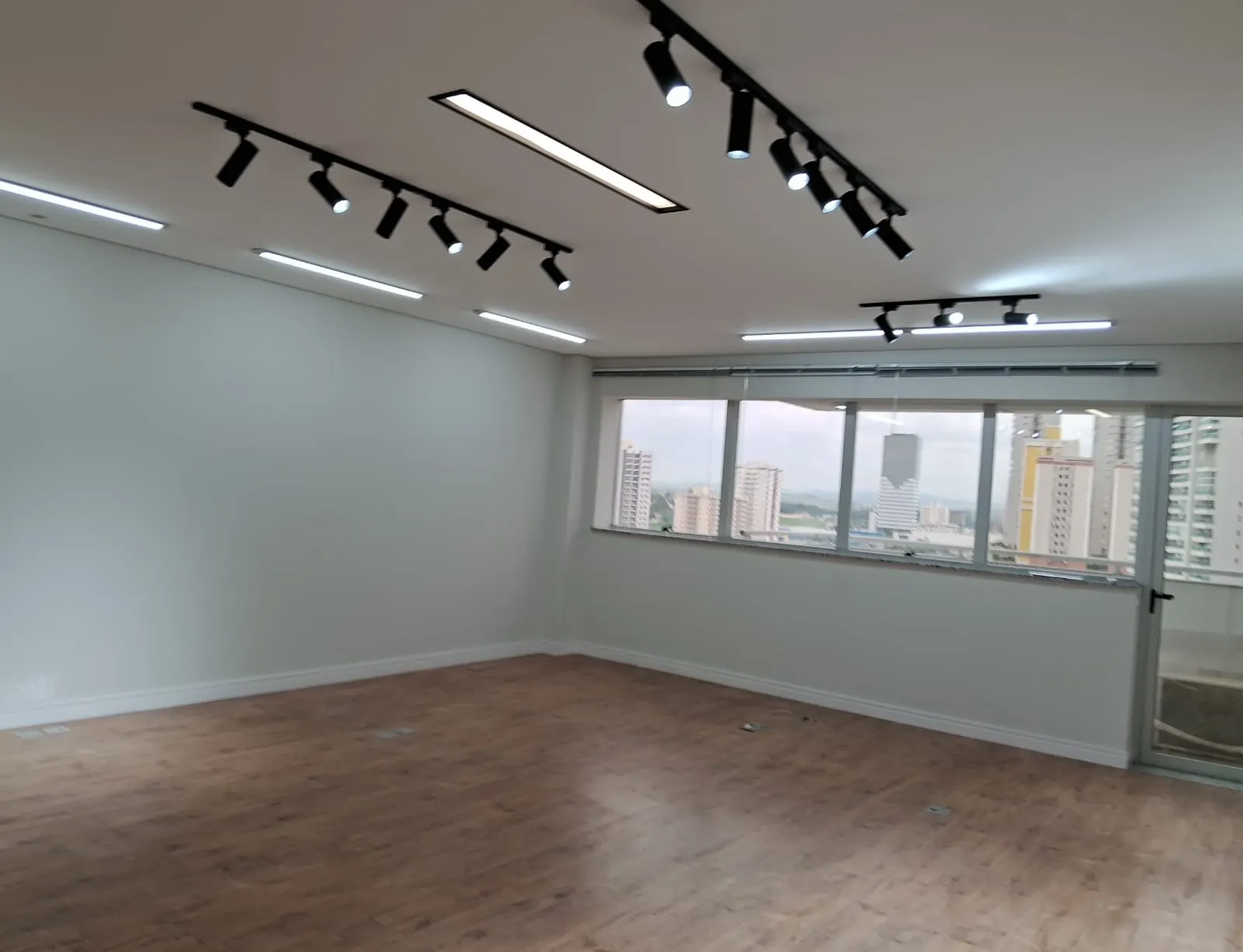 Comercial à venda de 50 m² em São José dos Campos, SP, Brasil