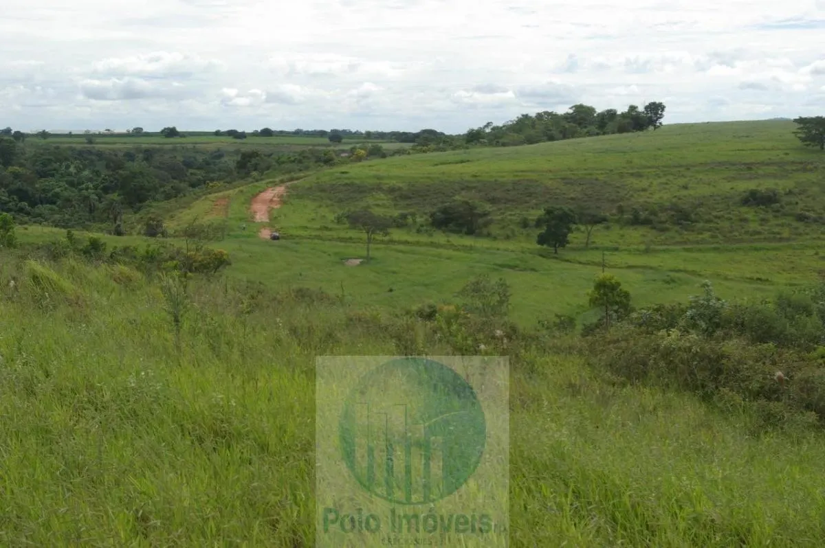 Fazenda à venda de 72 ha em Cajuru, SP, Brasil