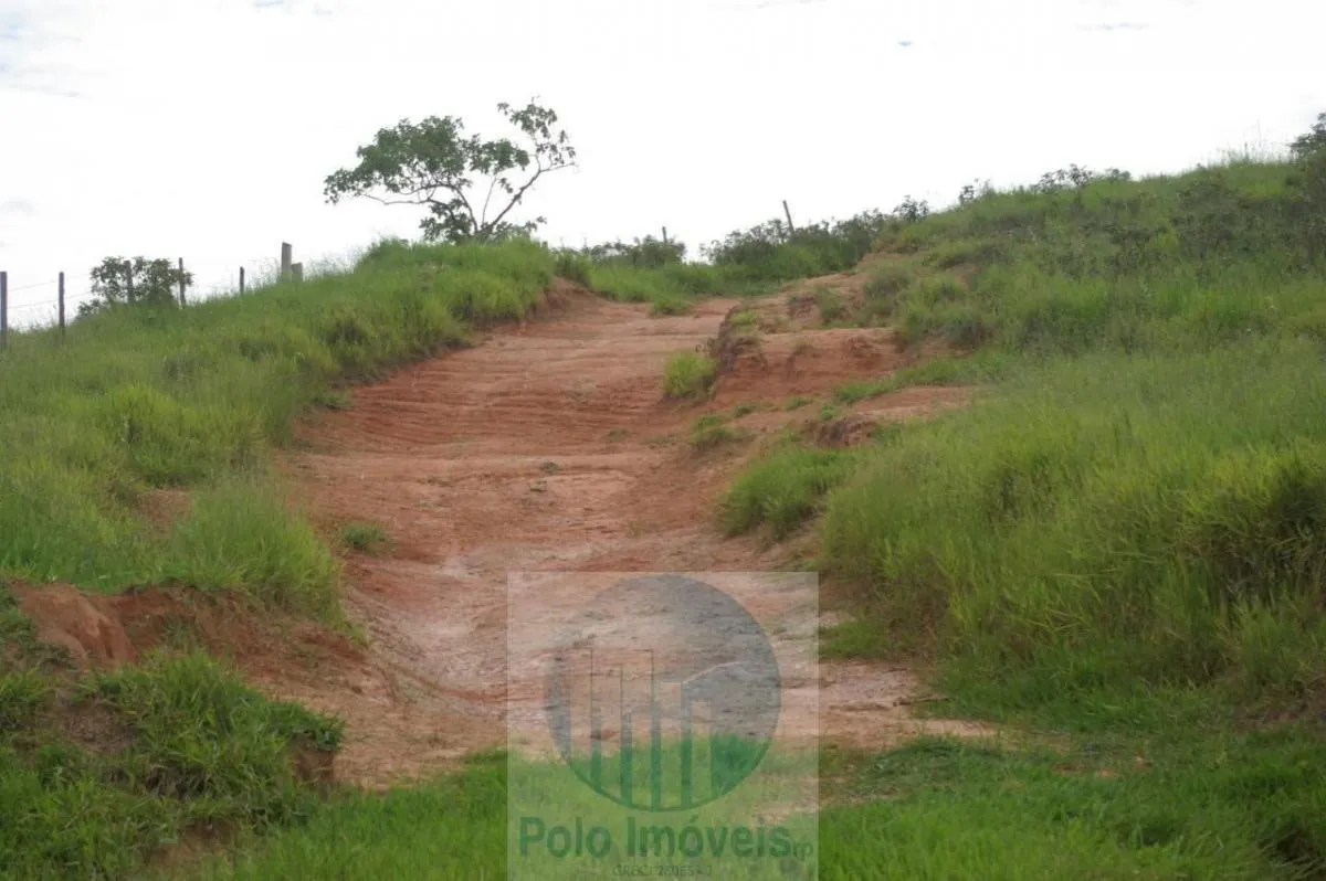 Fazenda à venda de 72 ha em Cajuru, SP, Brasil