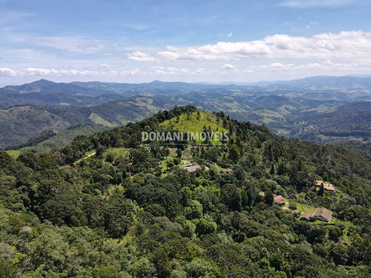 Plot for sale of 1,095 m² in Campos do Jordão, SP, Brazil