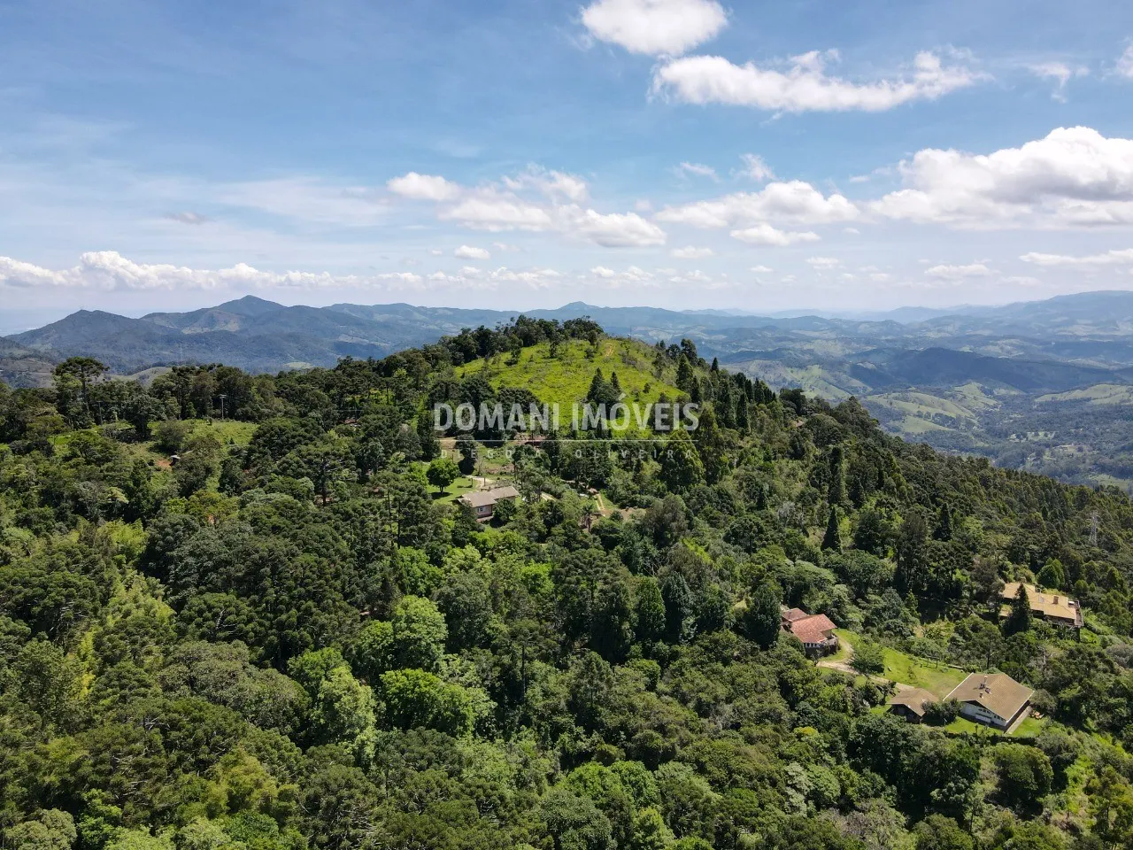 Plot for sale of 1,095 m² in Campos do Jordão, SP, Brazil