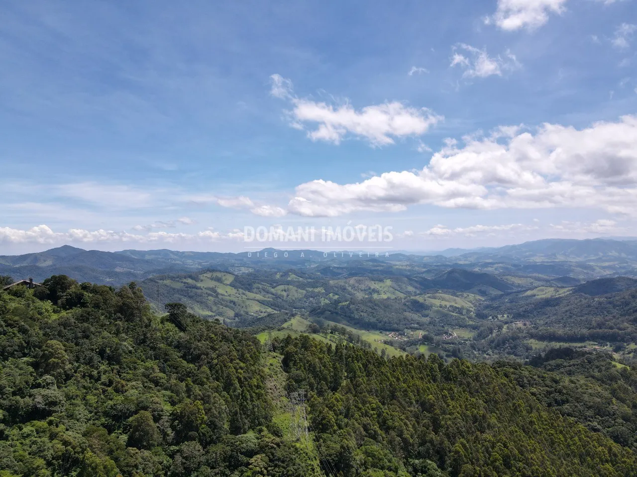 Plot for sale of 1,095 m² in Campos do Jordão, SP, Brazil