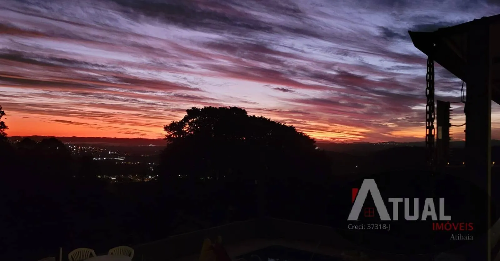 Casa à venda de 1.000 m² em Atibaia, SP, Brasil