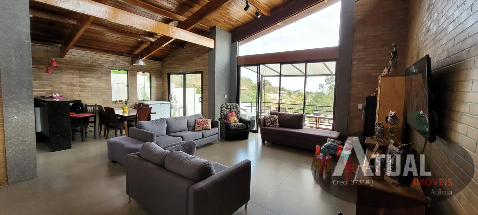 Casa à venda de 1.000 m² em Atibaia, SP, Brasil