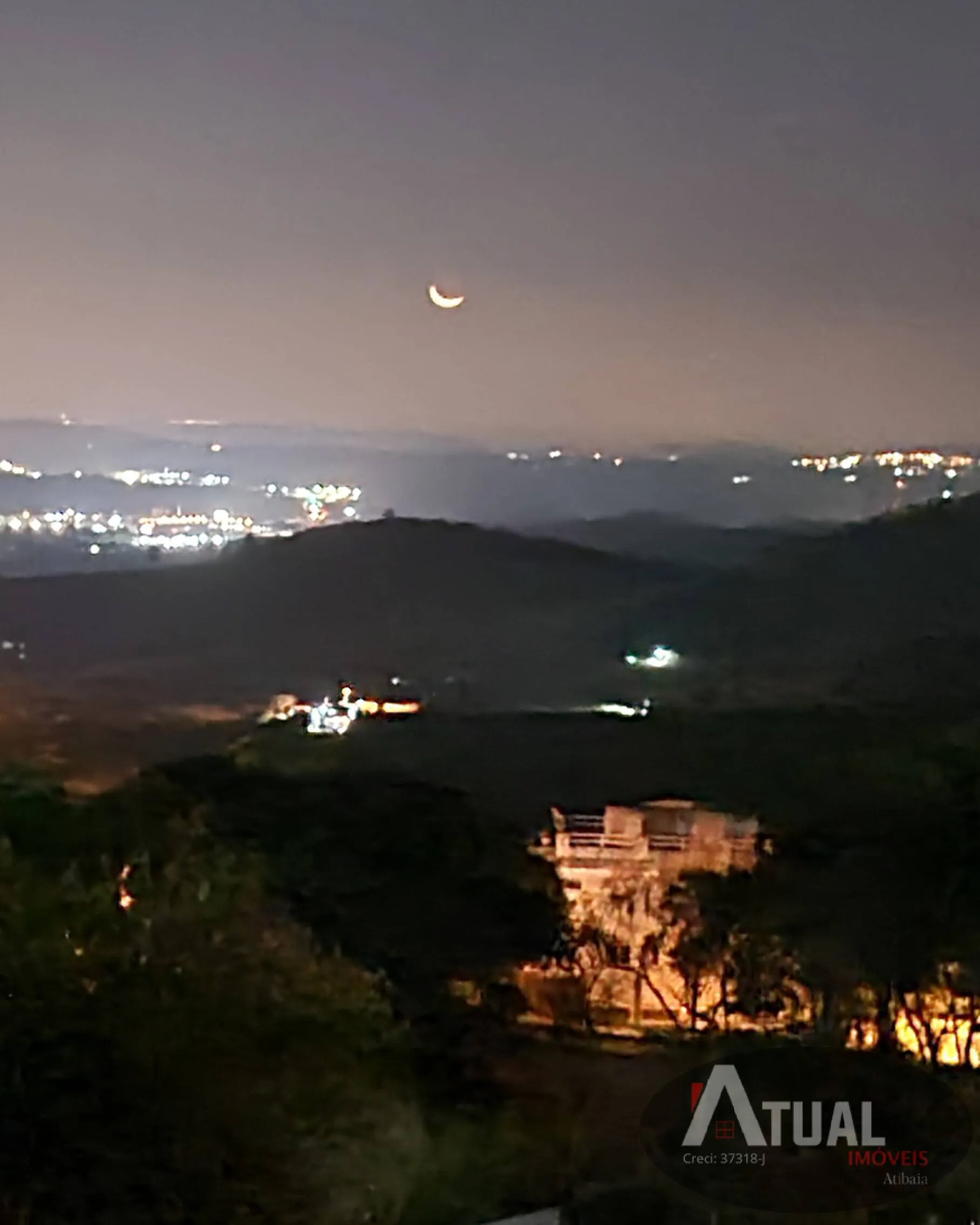 Casa à venda de 1.000 m² em Atibaia, SP, Brasil