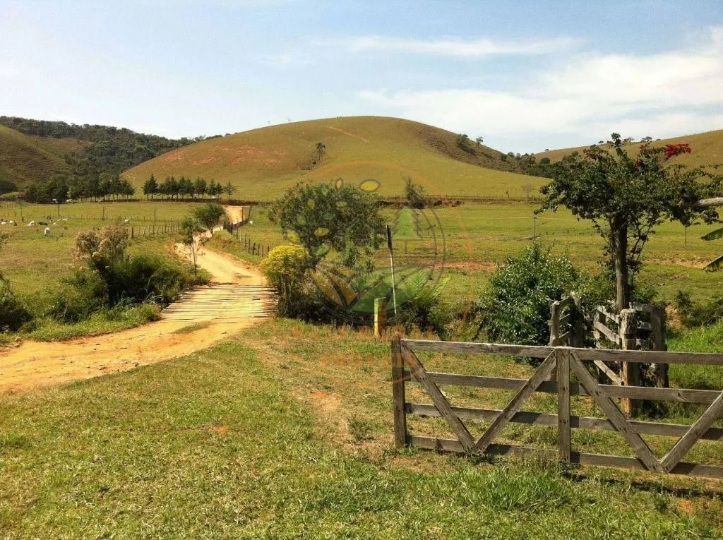 Fazenda à venda de 106 ha em Silveiras, SP, Brasil