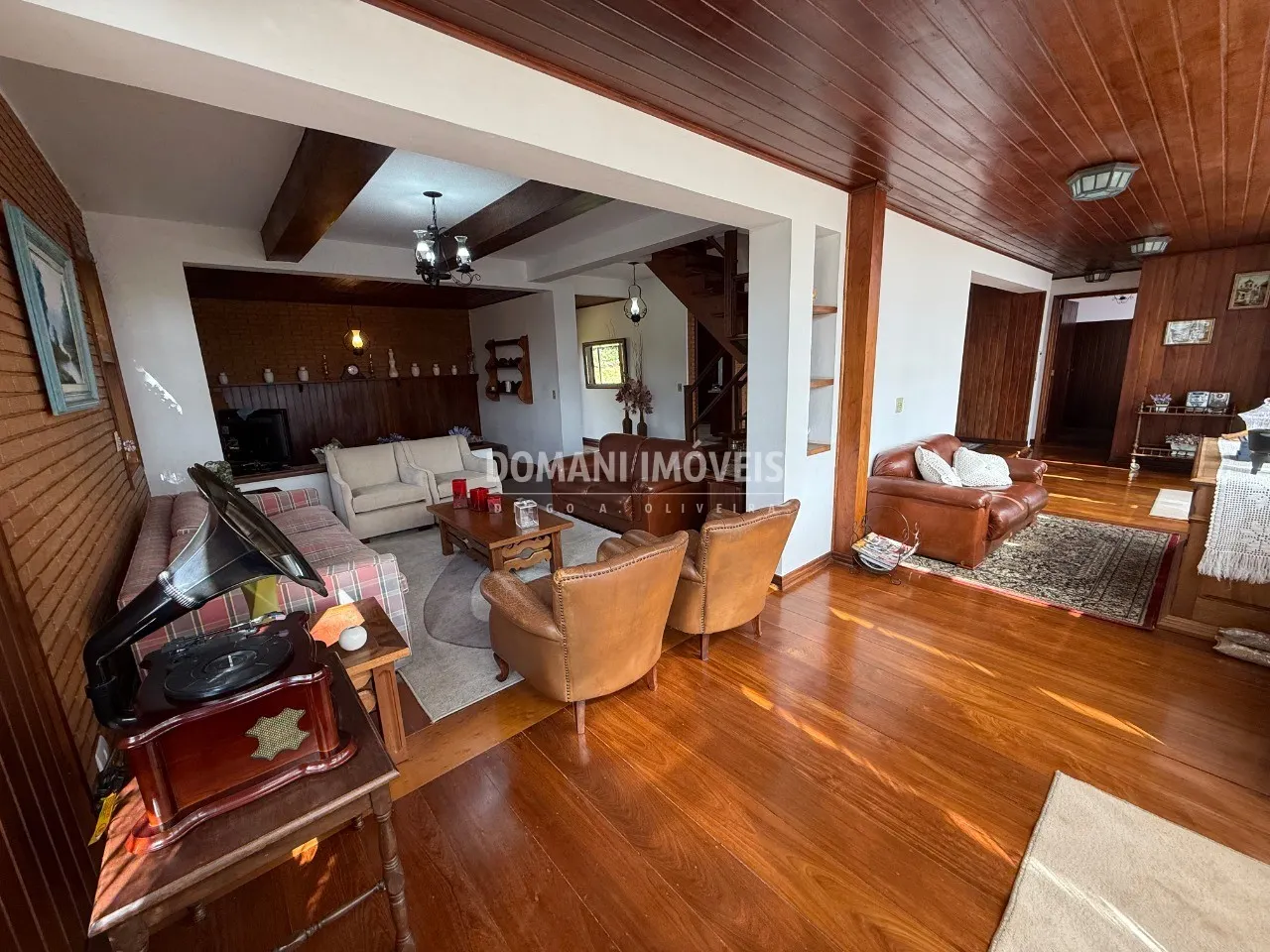 Casa à venda de 815 m² em Campos do Jordão, SP, Brasil