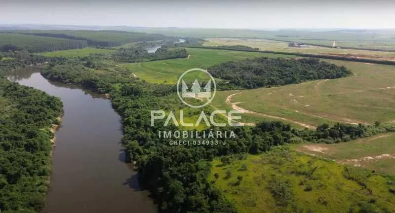 Fazenda à venda de 574 ha em Elias Fausto, SP, Brasil