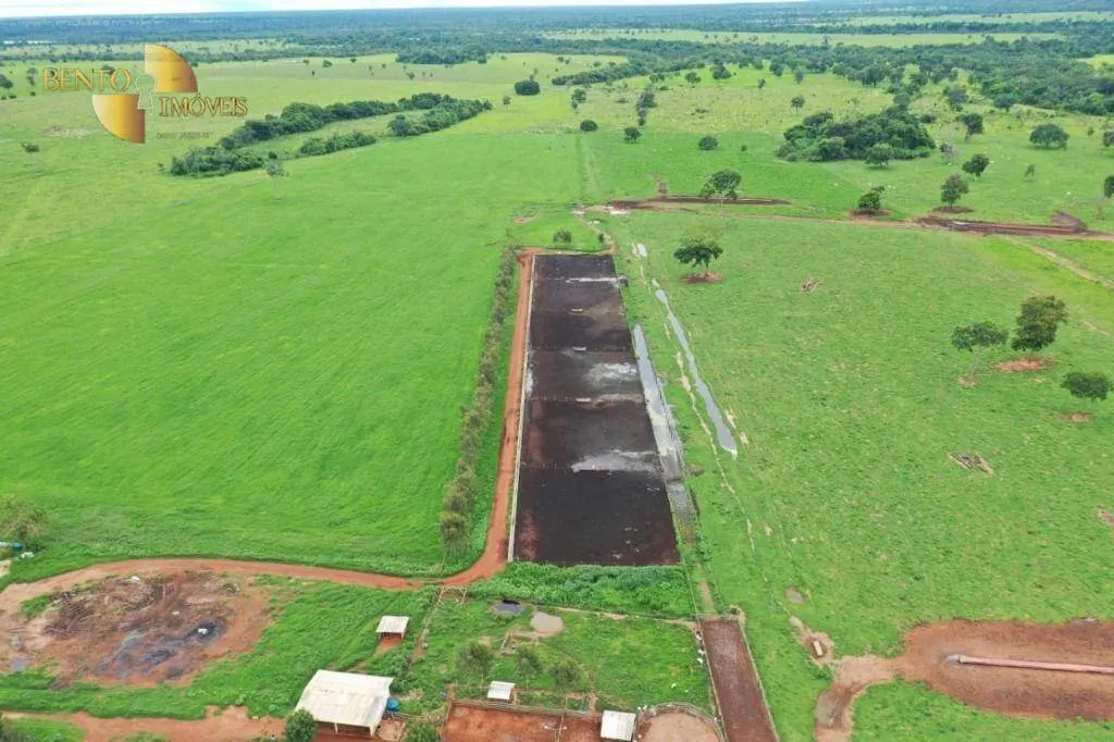 Fazenda à venda de 2.627 ha em Cáceres, MT, Brasil