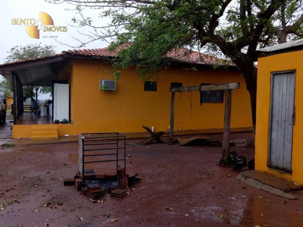 Fazenda à venda de 2.627 ha em Cáceres, MT, Brasil