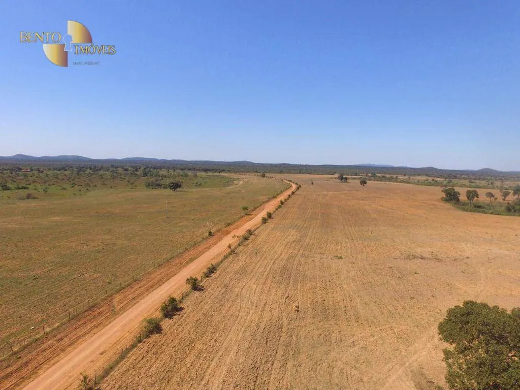 Fazenda à venda de 2.627 ha em Cáceres, MT, Brasil