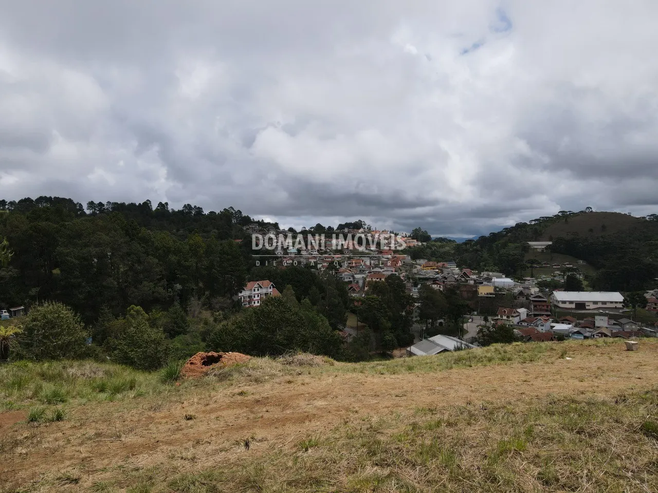 Terreno à venda de 6.000 m² em Campos do Jordão, SP, Brasil