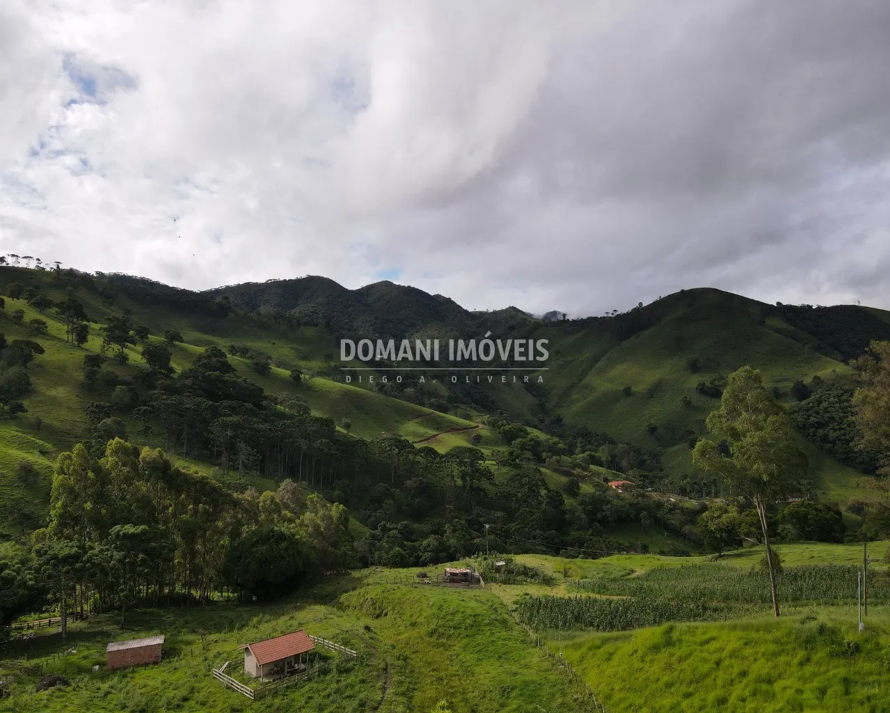 Terreno à venda de 1 ha em Campos do Jordão, SP, Brasil