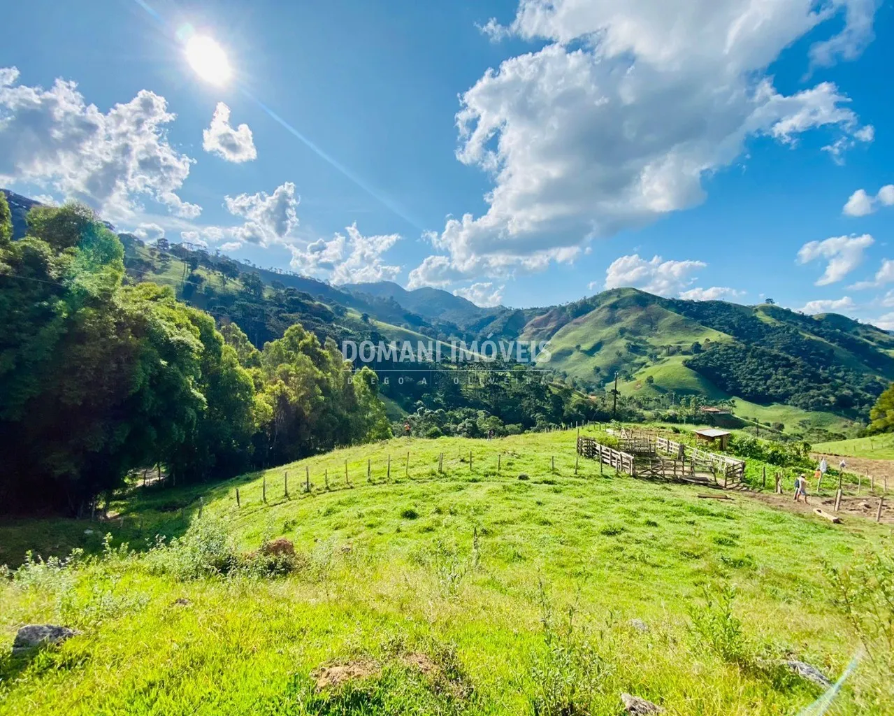 Terreno à venda de 1 ha em Campos do Jordão, SP, Brasil