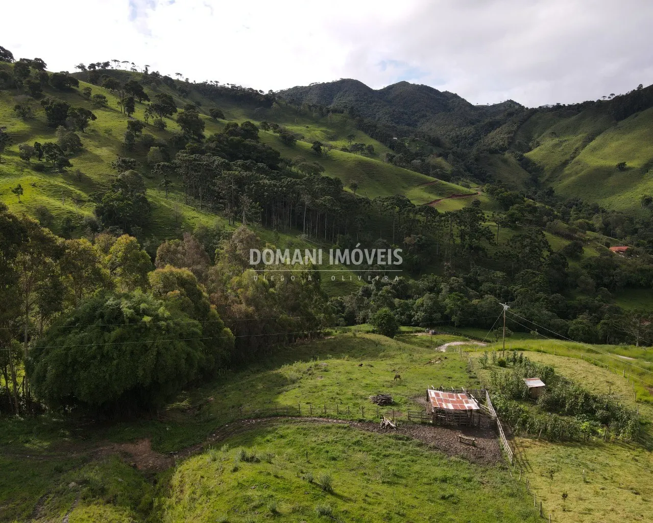 Terreno à venda de 1 ha em Campos do Jordão, SP, Brasil