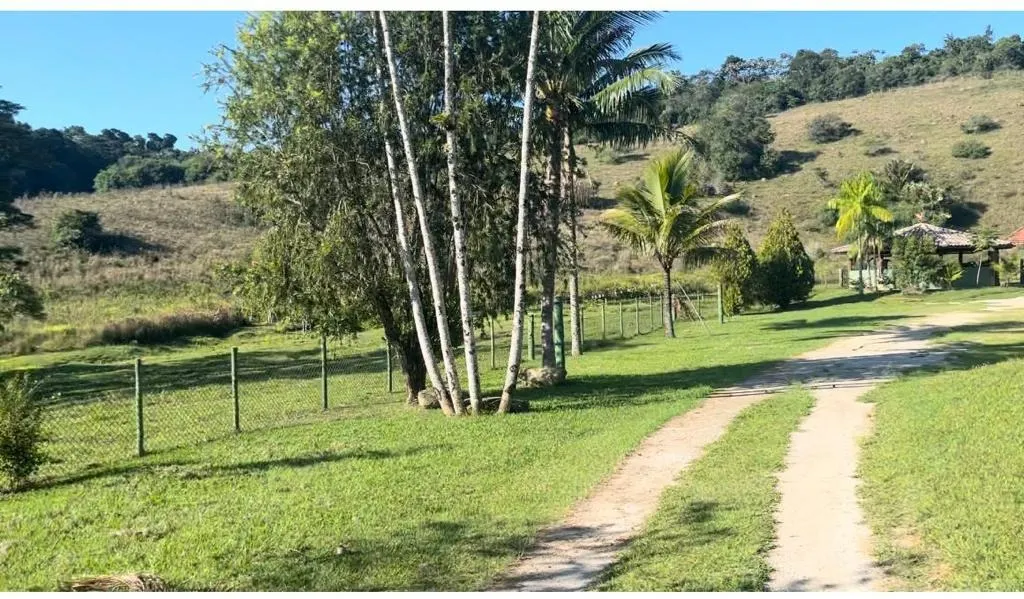 Small farm for sale of 11 acres in Paraibuna, SP, Brazil