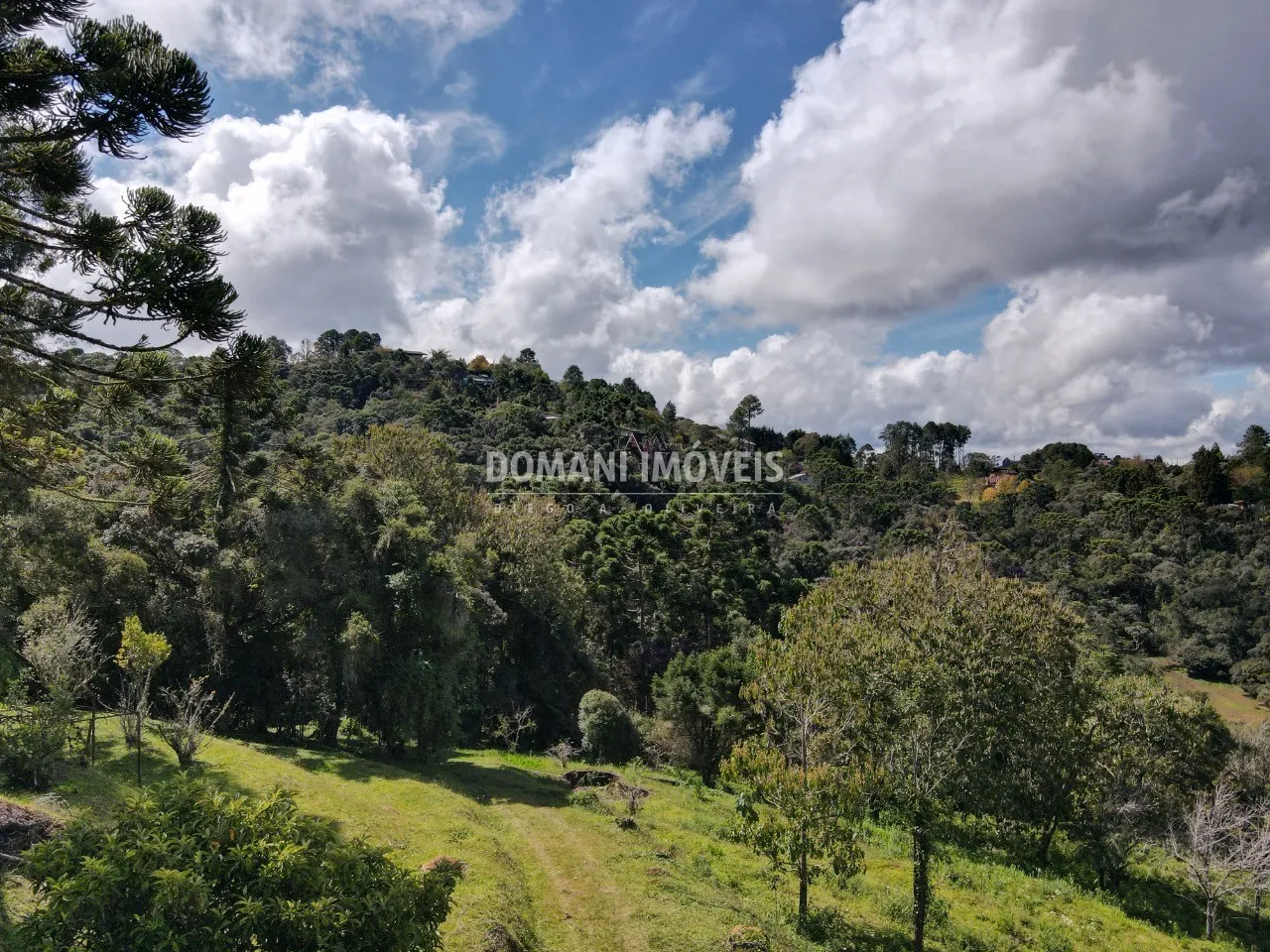 Plot for sale of 1,560 m² in Campos do Jordão, SP, Brazil