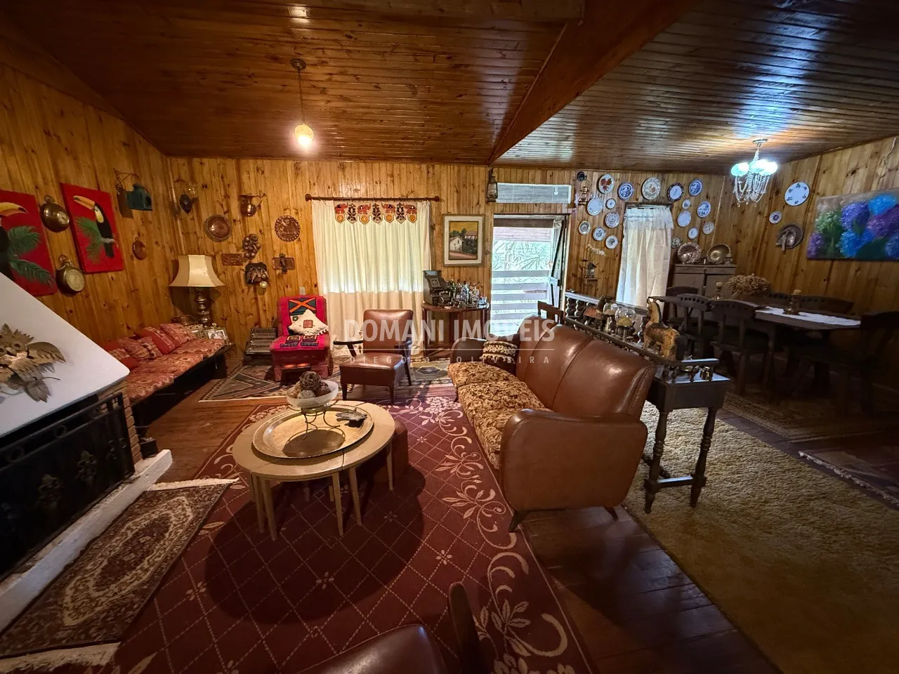 Casa à venda de 5.160 m² em Campos do Jordão, SP, Brasil