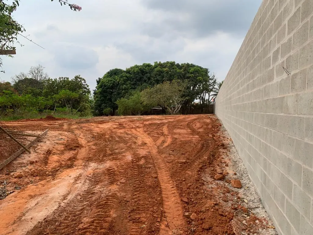 Terreno à venda de 2.000 m² em Santa Bárbara d'Oeste, SP, Brasil