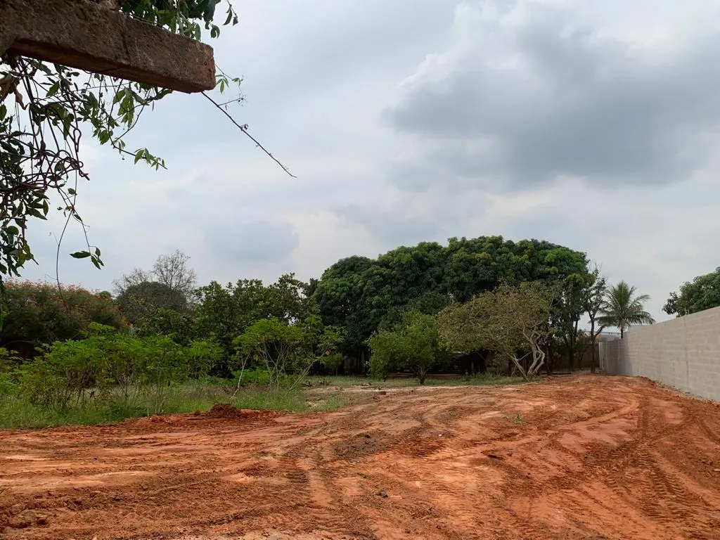 Terreno à venda de 2.000 m² em Santa Bárbara d'Oeste, SP, Brasil