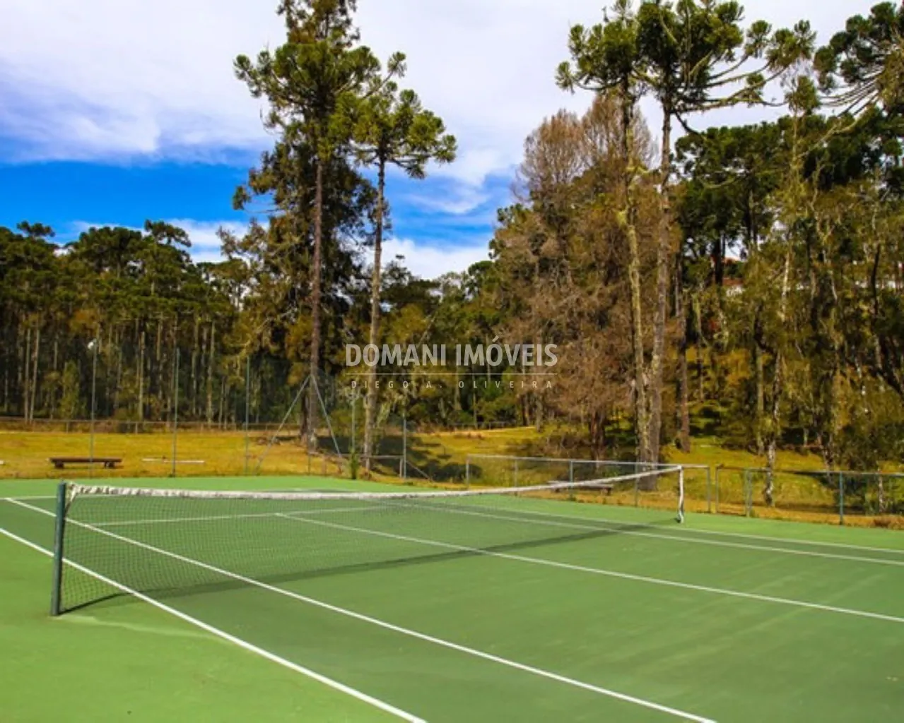 Plot for sale of 2,400 m² in Campos do Jordão, SP, Brazil