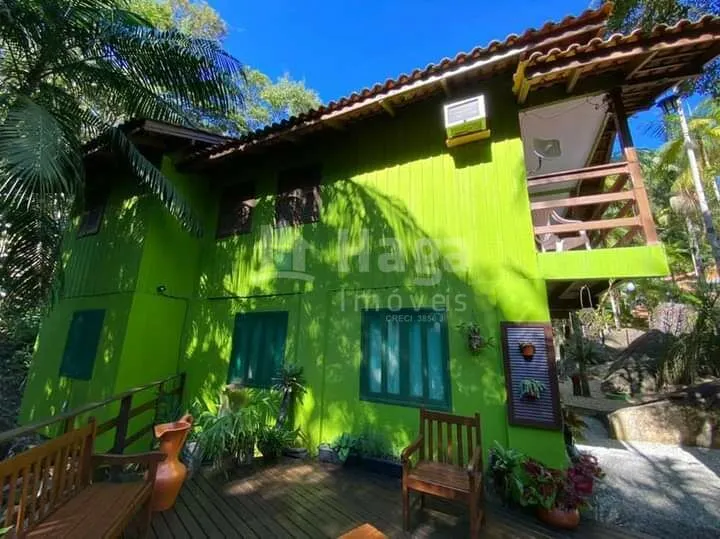 Fazenda à venda de 4.000 m² em Brusque, SC, Brasil